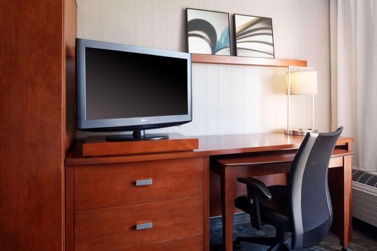 Sonesta Select Raleigh Durham Airport Морисвил Екстериор снимка