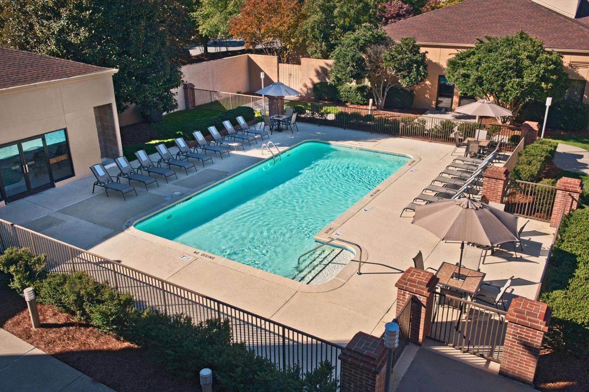 Sonesta Select Raleigh Durham Airport Морисвил Екстериор снимка